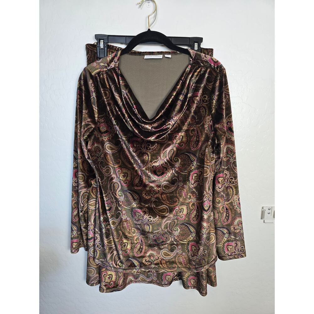 Susan Graver Skirt Set size small paisley print brown